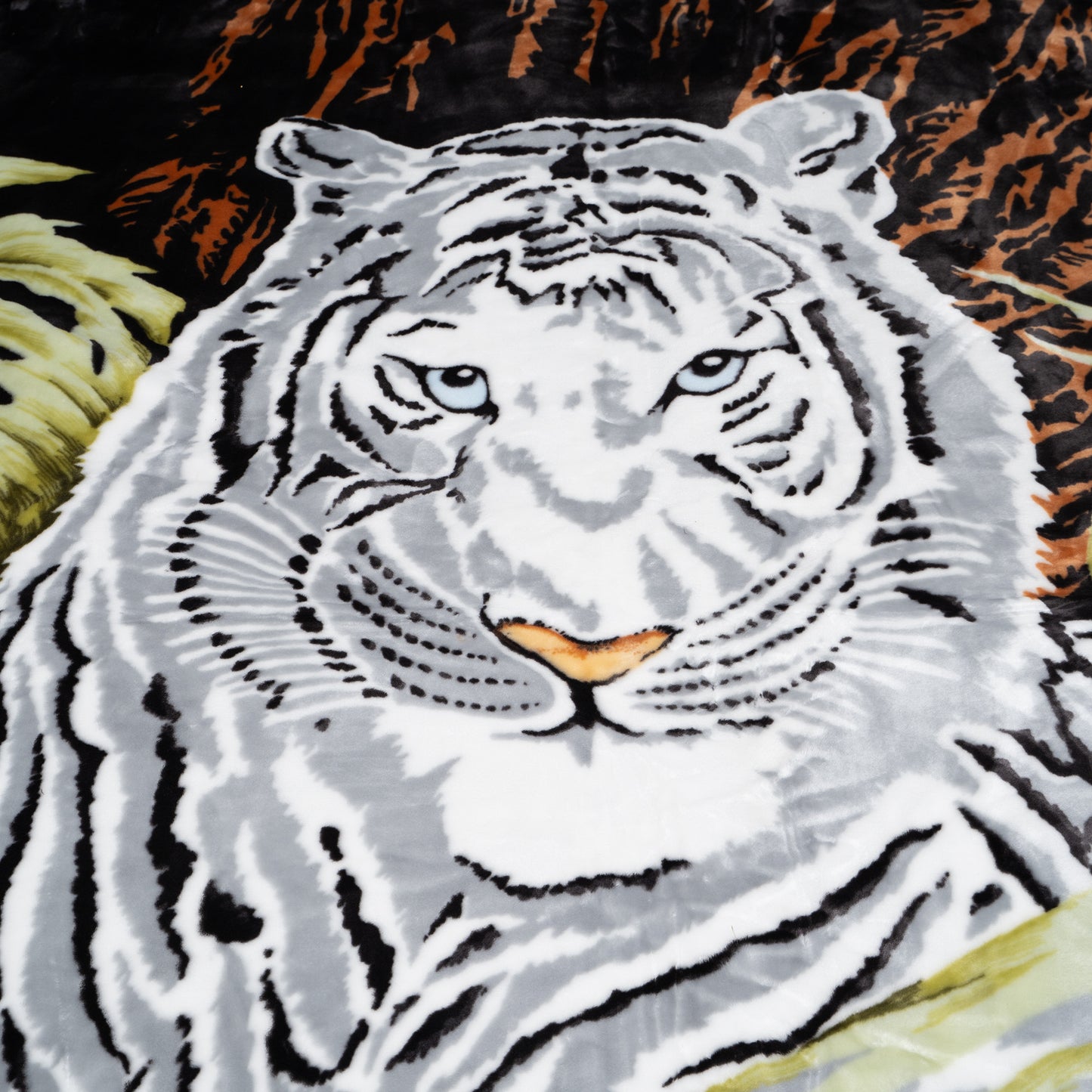 Embossed deken  Snow tiger Zwart